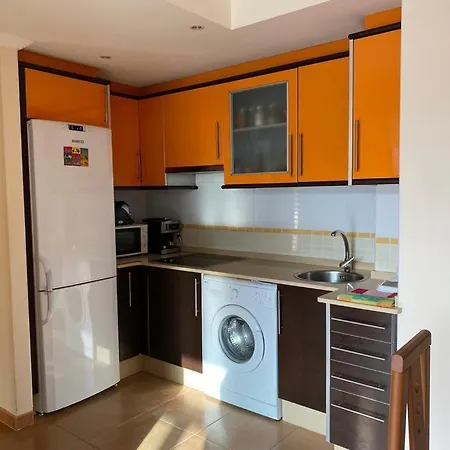 Enfoz Con Parking Y A La Orilla Del Mar Διαμέρισμα *